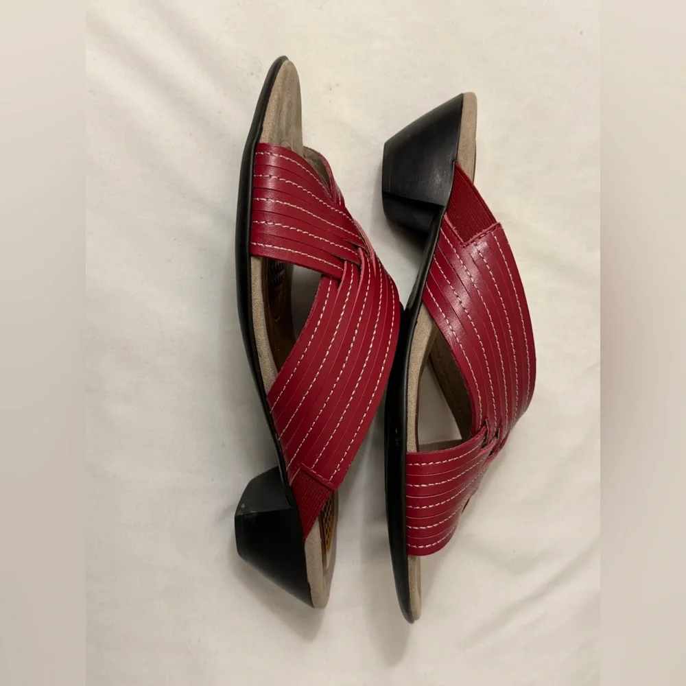 Munro Burgundy/ Red Leather Slide Sandal Crisscross Woven Vamp Contoured Footbed - Picture 7 of 7